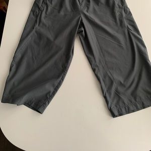 Adidas 3/4 polyester performance Capri